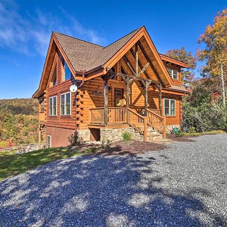 Hilltop Cabin On 5 Acres With Hot Tub And Waterfall! Bryson City Exterior photo