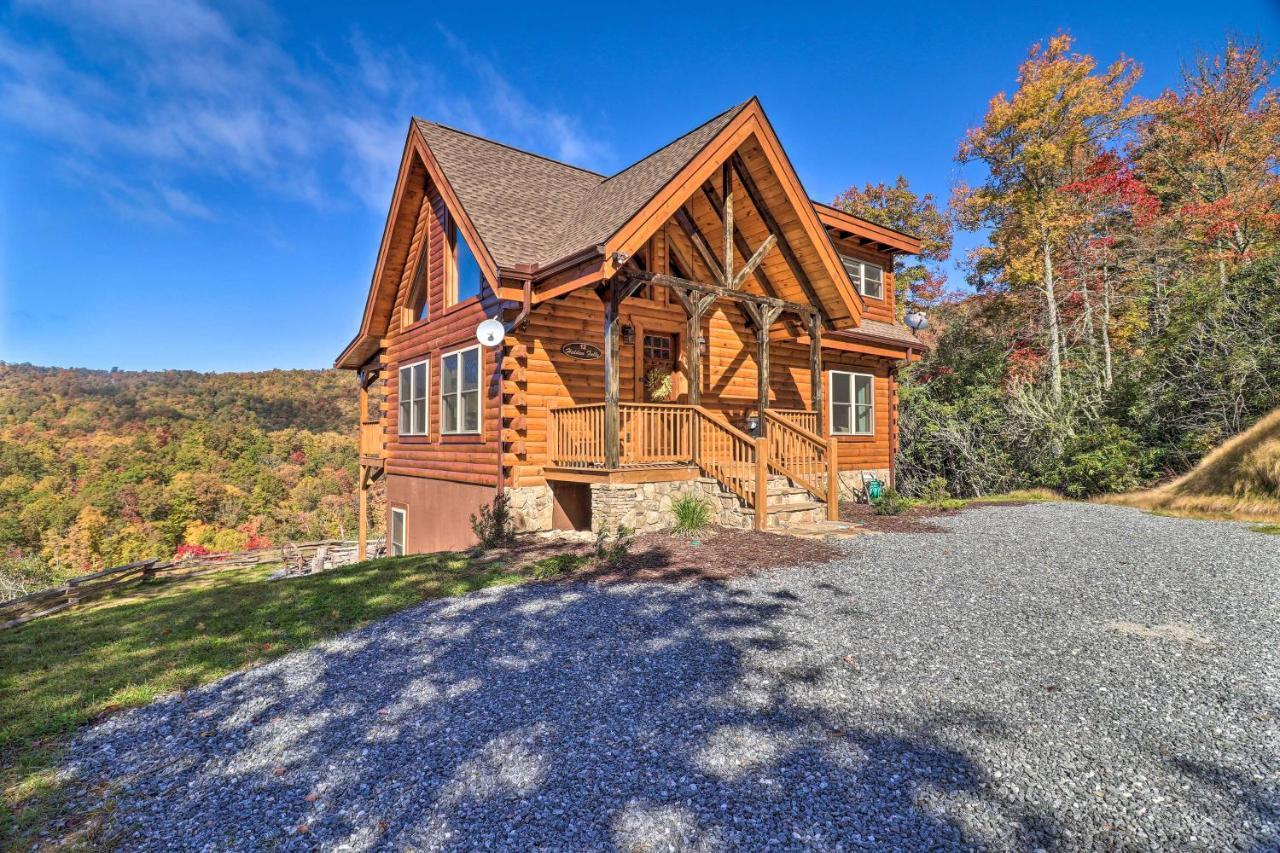 Hilltop Cabin On 5 Acres With Hot Tub And Waterfall! Bryson City Exterior photo
